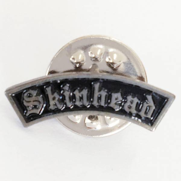 Skinhead - Gebogen, Pin